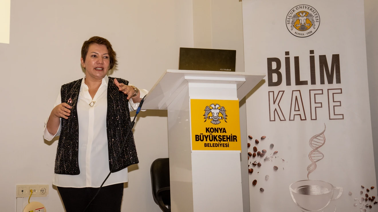 Bilim Kafe etkinliklerinde meme kanserine dikkat çekildi